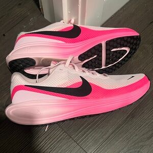 Nike Women's Pink and Black Athletic Shoes Size 10